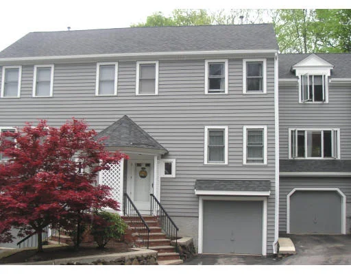 Photo of Unit 4B at 84 Walpole St