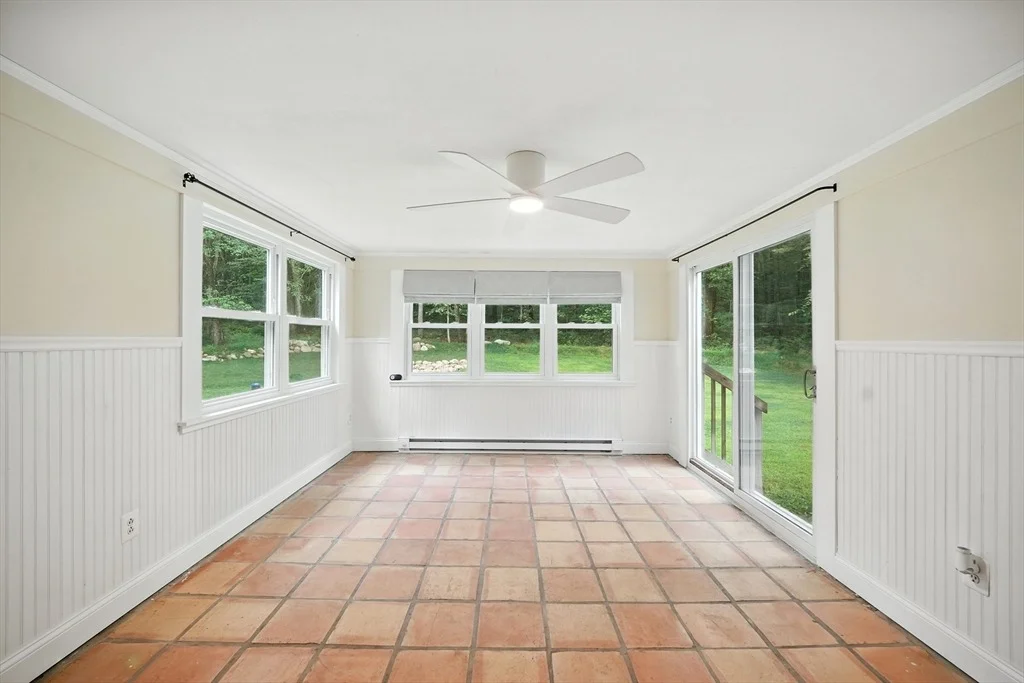 Photo of 11 Ed Holcomb Rd