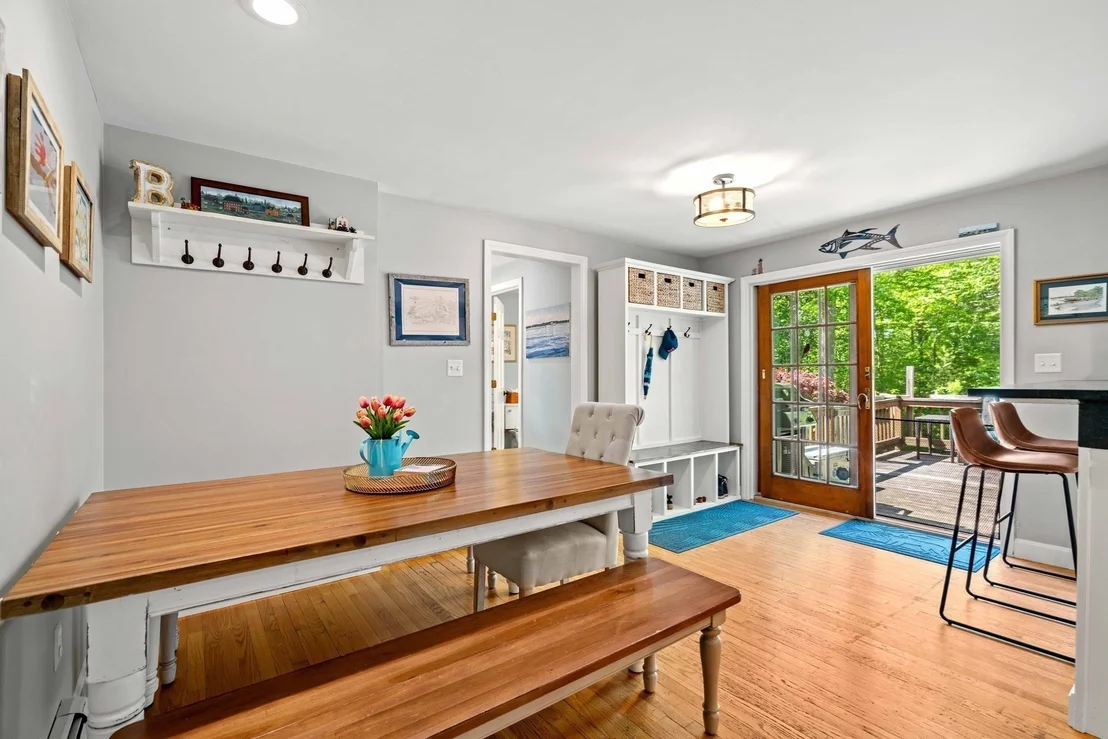Photo of 102 Elm St