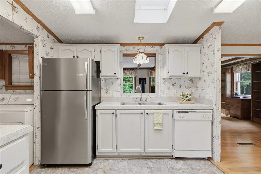 Photo of 33 Bayberry Drive