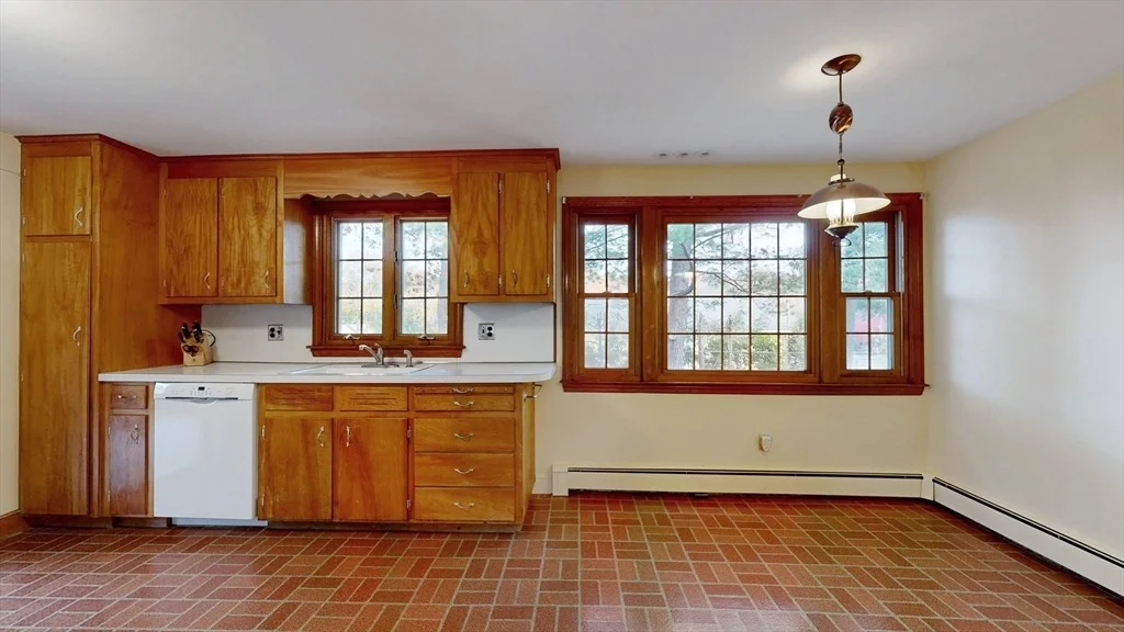 Photo of 70 Old Nahant Road