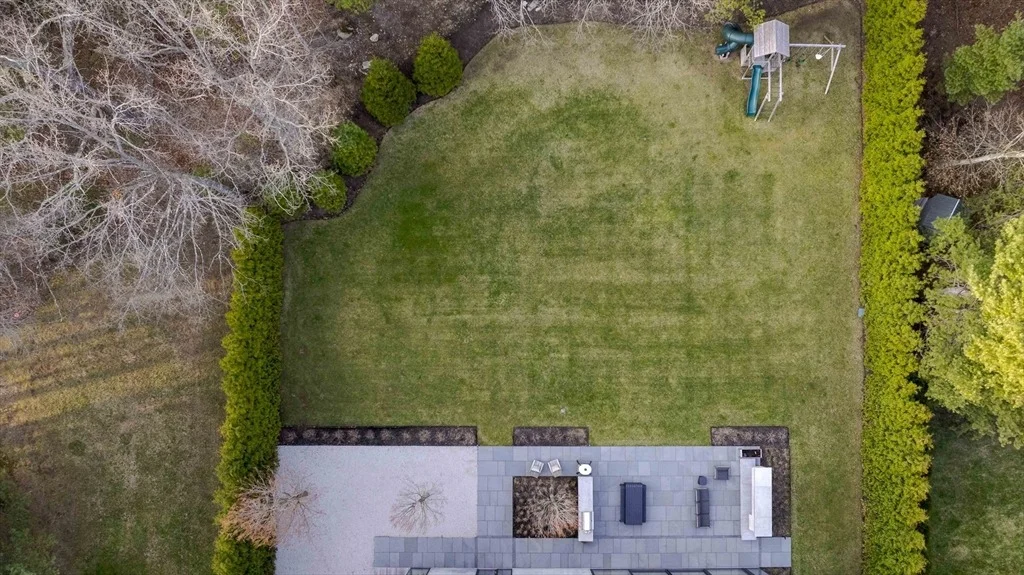 Photo of 37 Carleton Dr