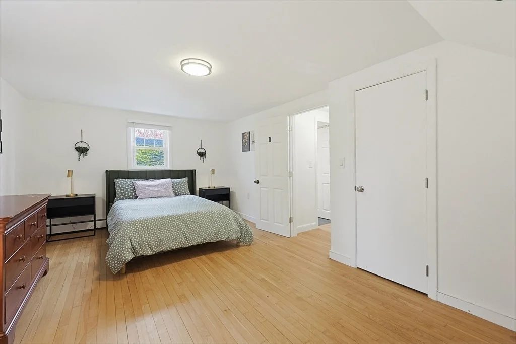 Photo of 214 Sprague St