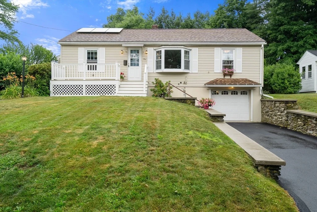 Photo of 1 Korch Ave