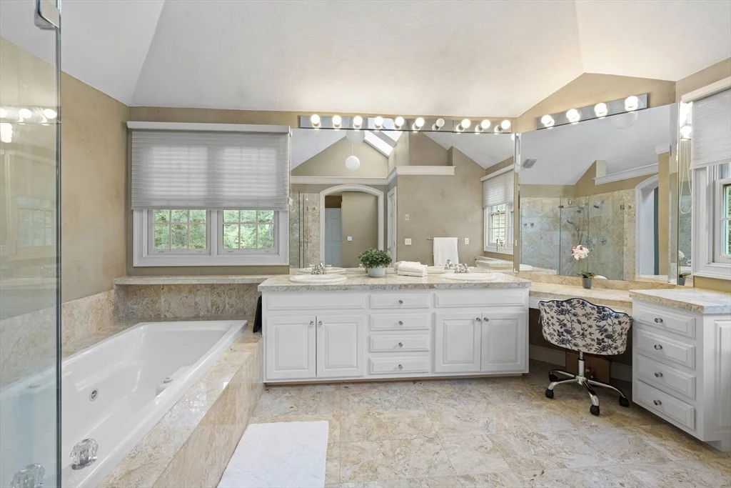 Photo of 89 Bridle Path