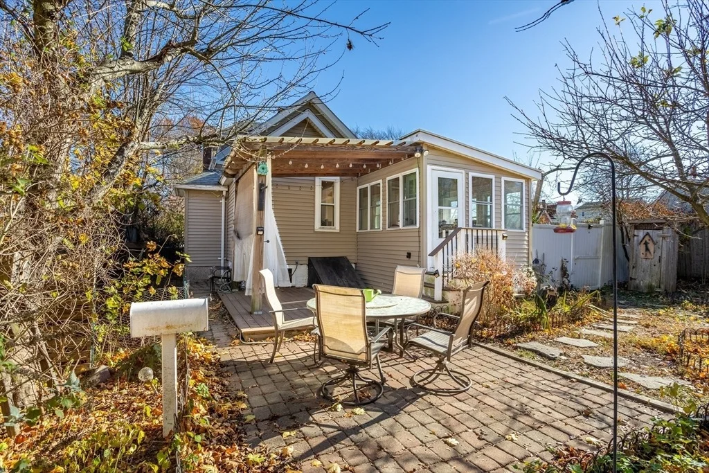 Photo of 35 James St