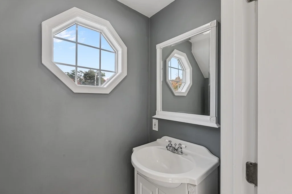 Photo of 1 Violet Rd