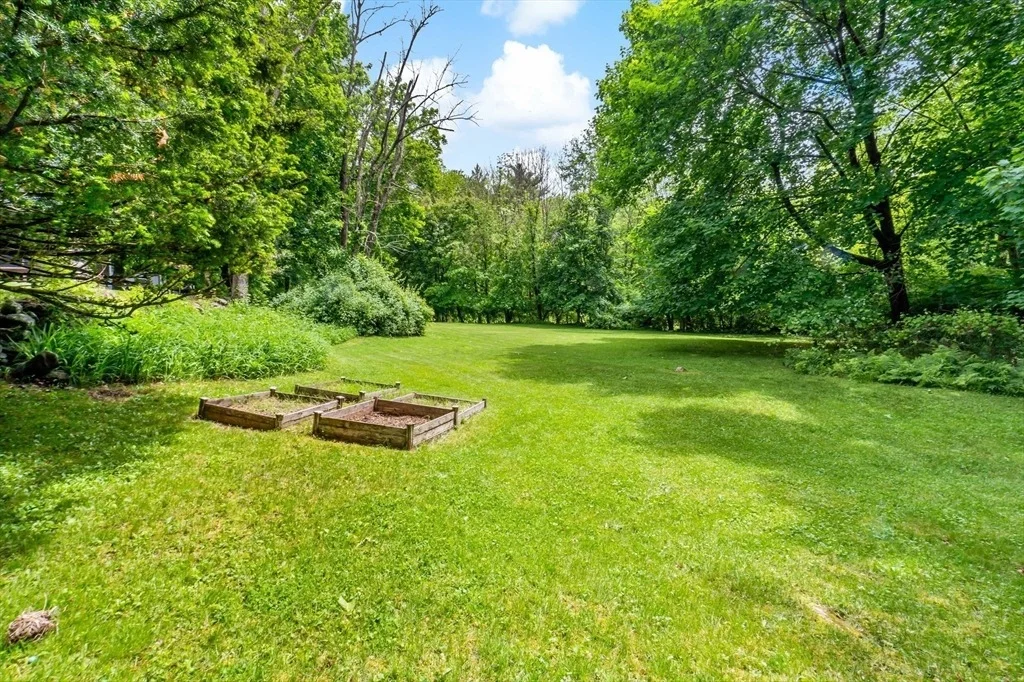 Photo of 330 Fairview Ave