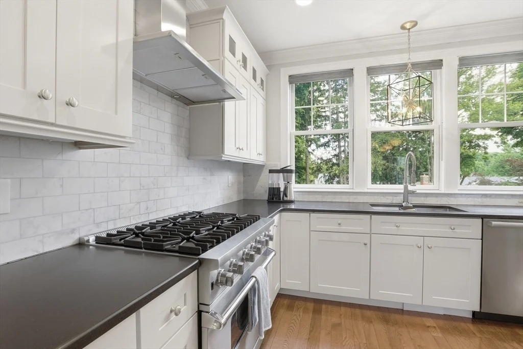 Photo of 7 Howe St