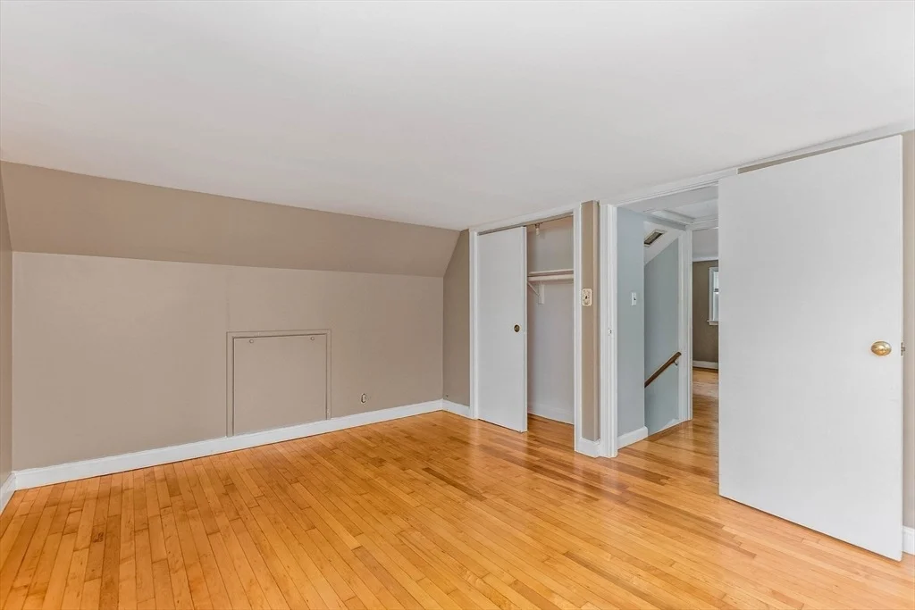 Photo of 42 Stoughton Rd