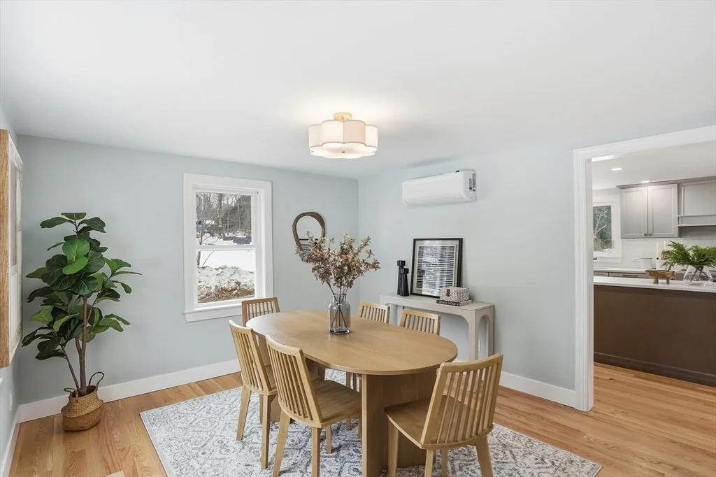 Photo of 4 Littlefield Rd