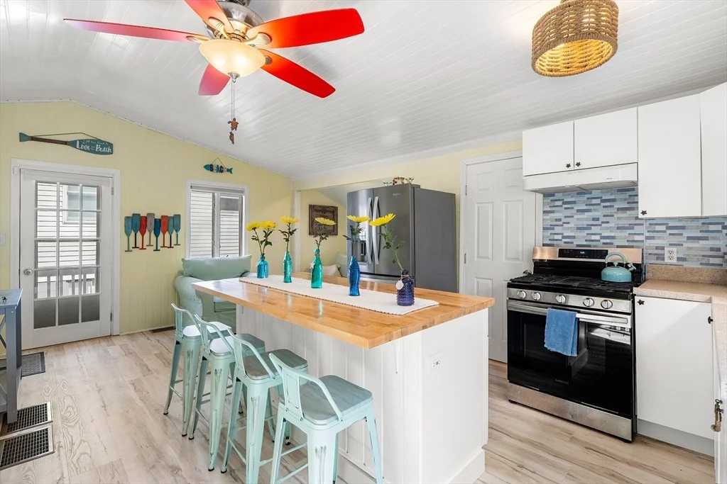 Photo of 13 Woodland Cir
