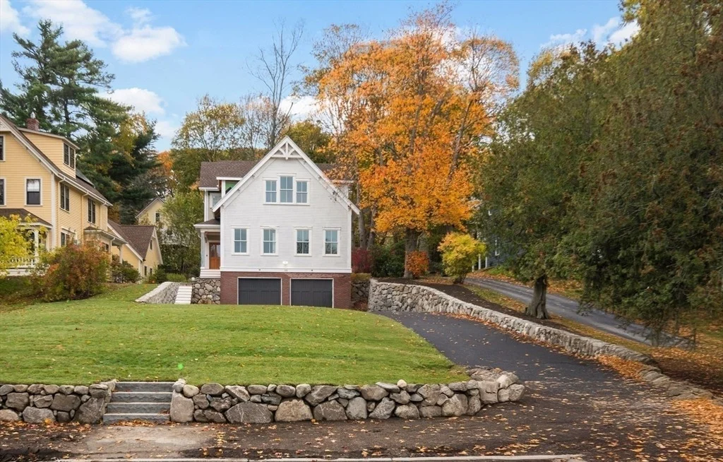 Photo of 181 Lowell St