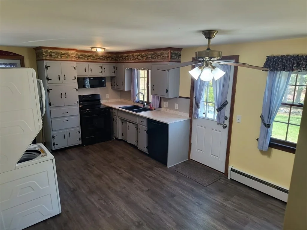 Photo of 35 Pine St