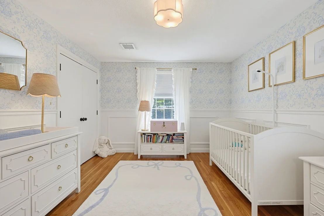 Photo of 10 Howe Circle