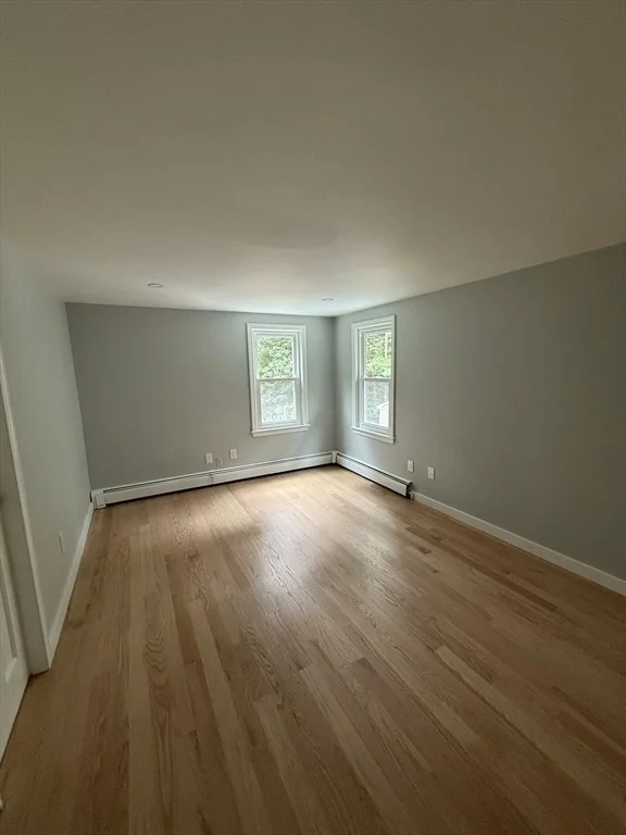 Photo of 329 Woodside Rd