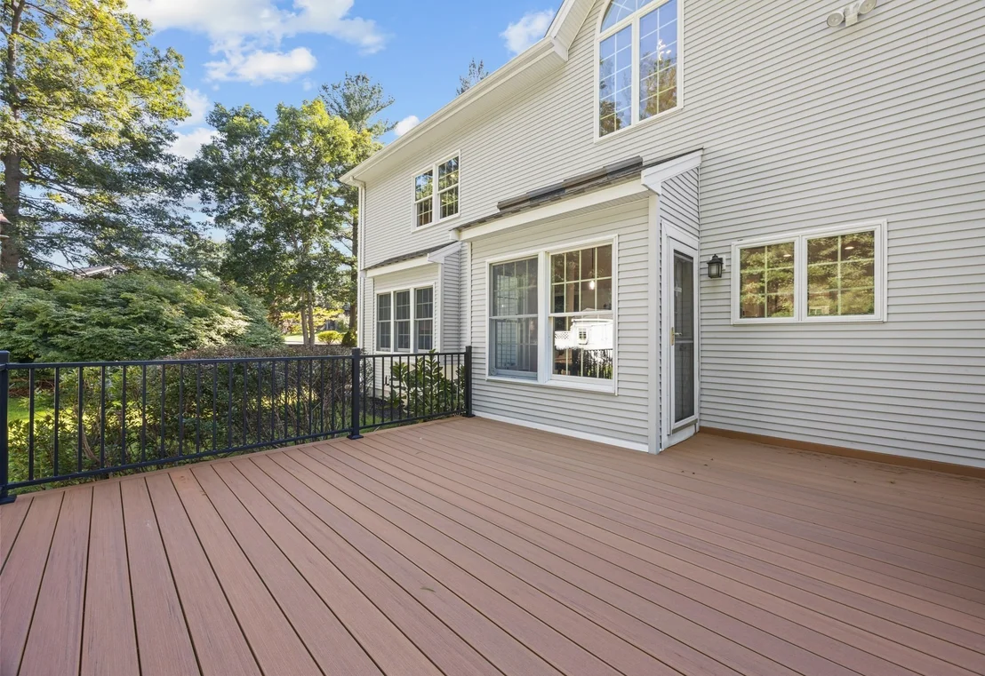 Photo of 101 Diniz Drive