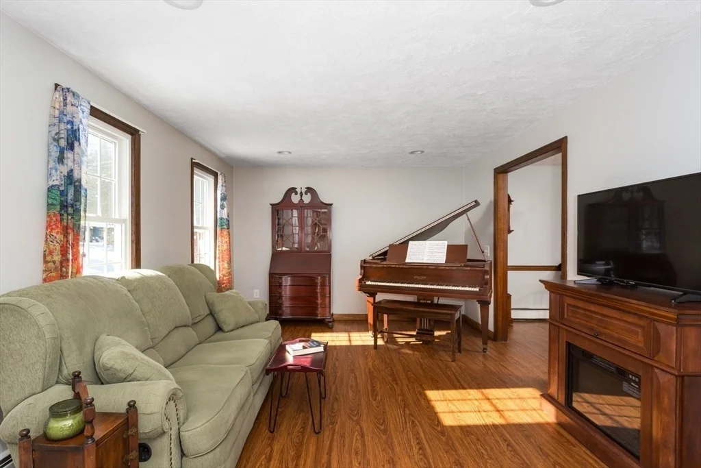 Photo of 75 Jordan Road