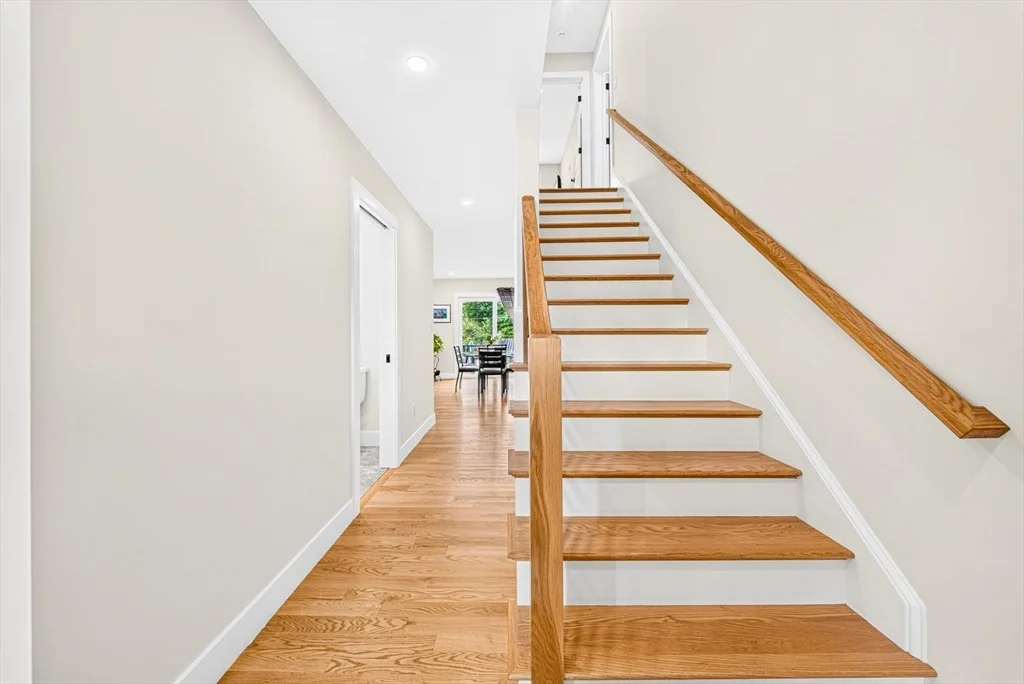 Photo of 2 Sequoia Street