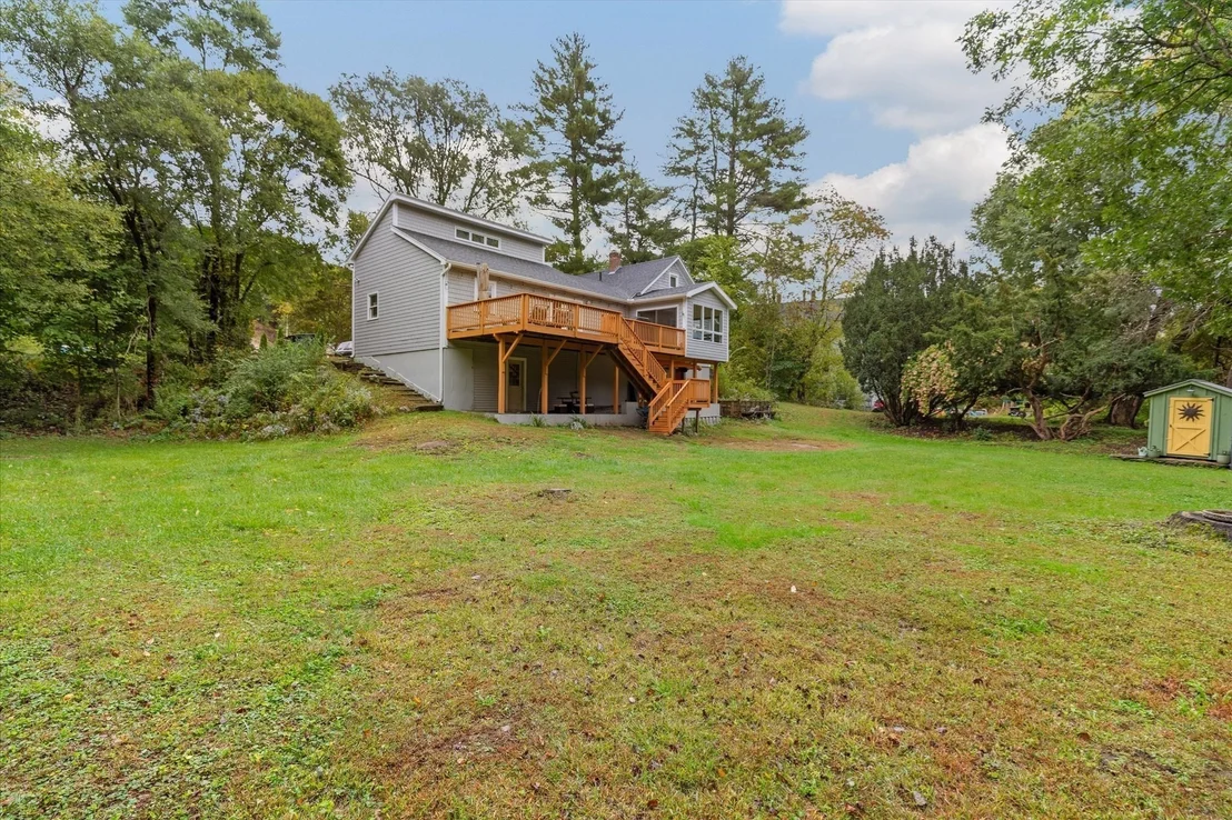 Photo of 75 Pequoig Ave