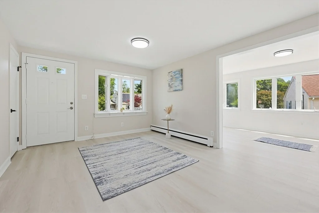 Photo of 6 Almond Dr