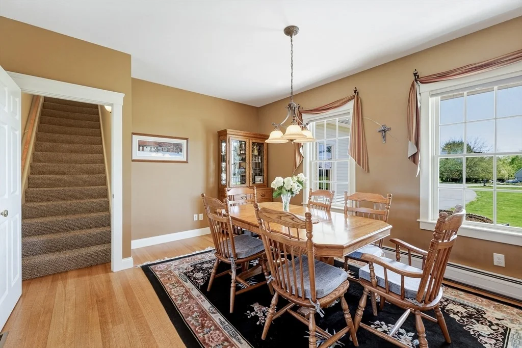 Photo of 249 River Rd