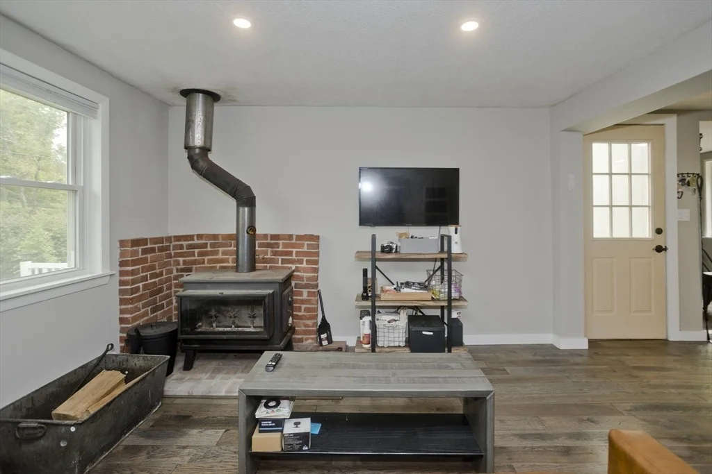 Photo of 455 Williamsburg Road