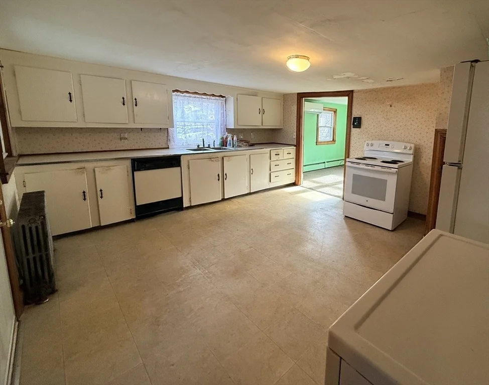 Photo of 108 Southbridge Rd