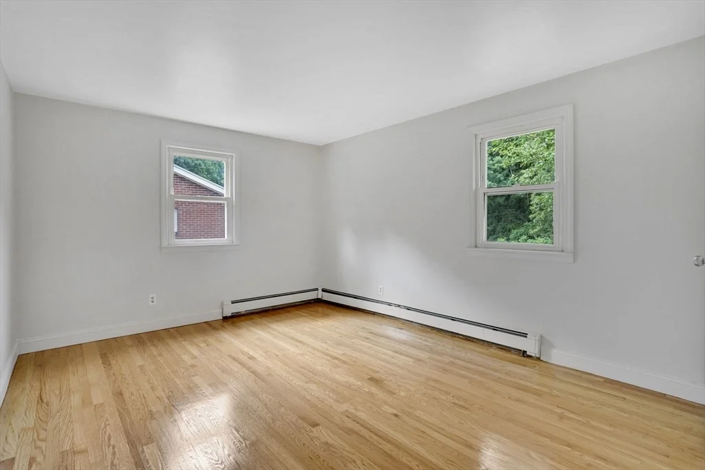 Photo of 250 Old Lyman Rd
