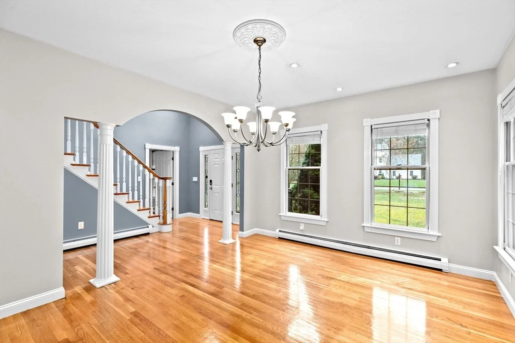 Photo of 2 Plumfield Ln.