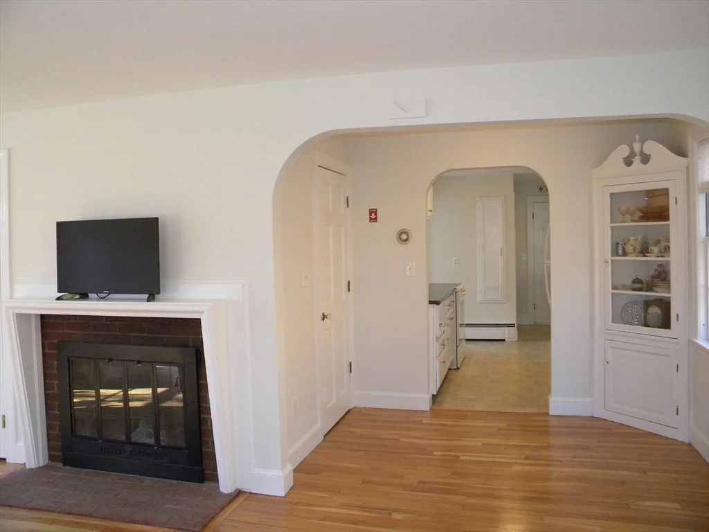 Photo of 21 Lovers Ln