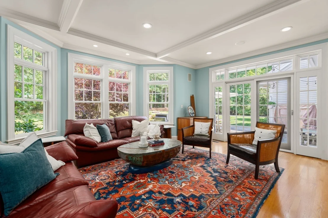 Photo of 1172 Lowell Rd