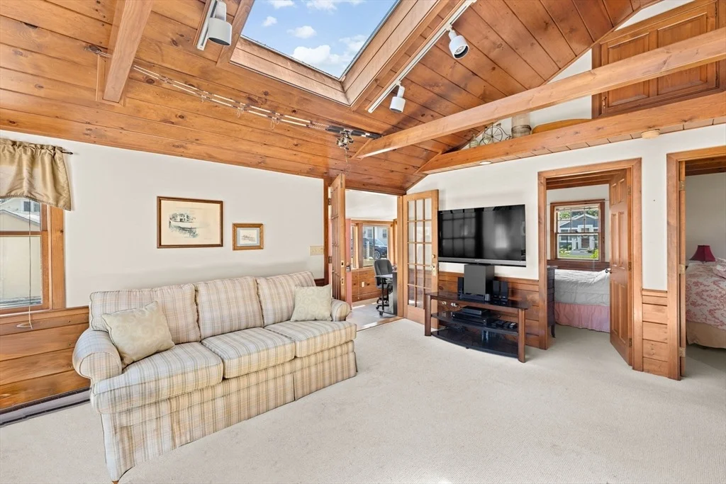 Photo of 2 Edward St