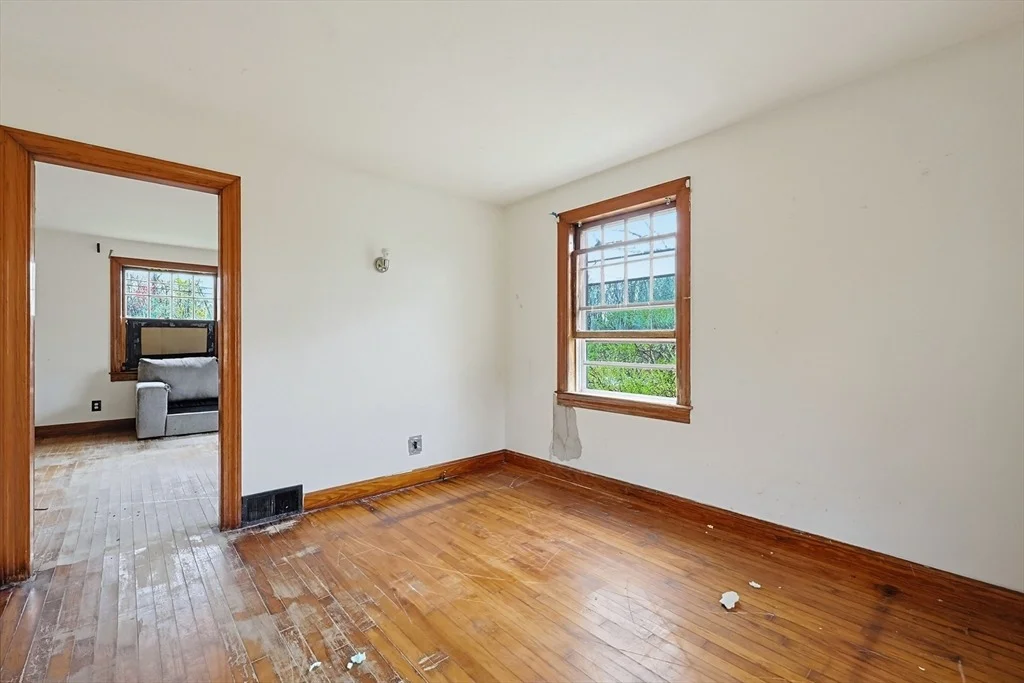 Photo of 321 Townsend Hill Rd
