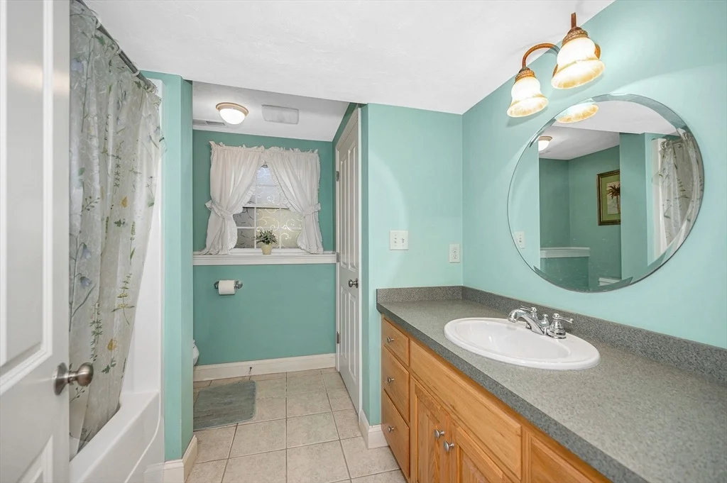 Photo of 12 Dawn Dr