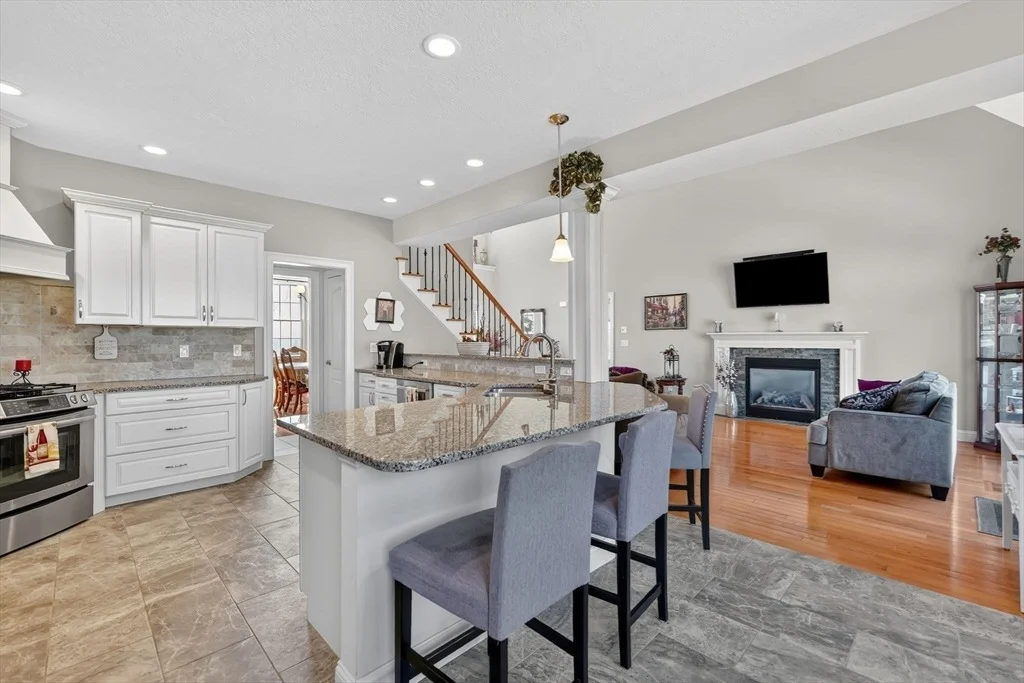 Photo of 2 Sugar Maple Ln