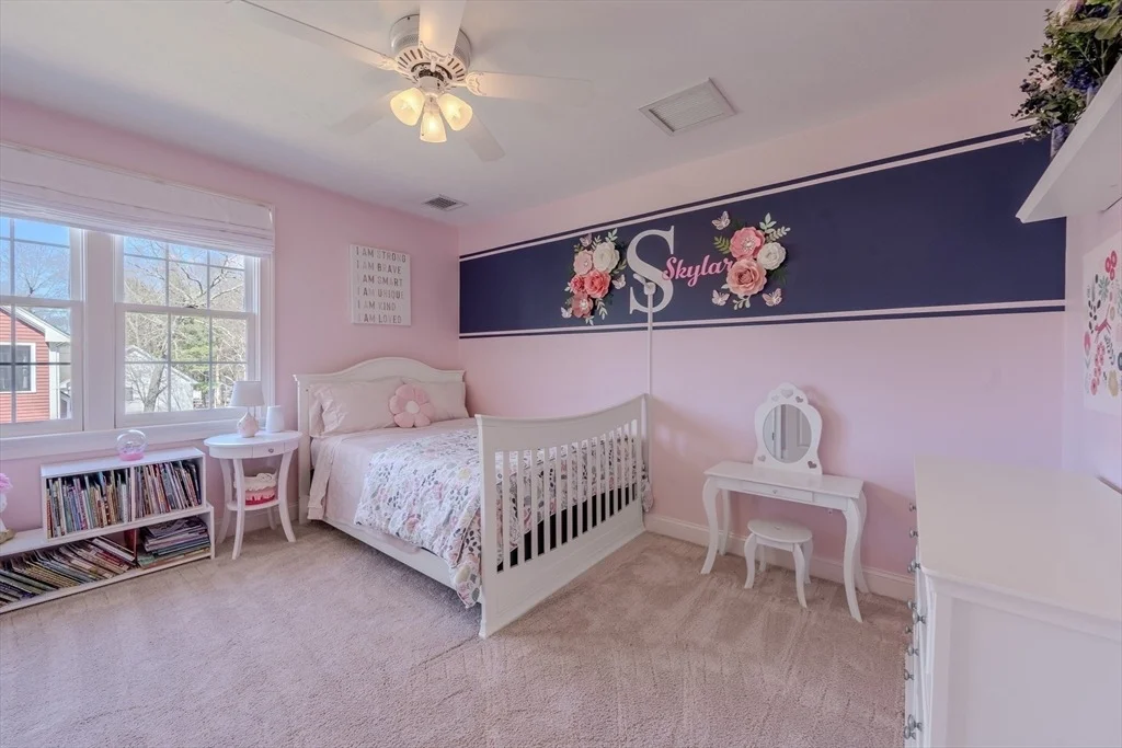 Photo of 31 Hunt Dr