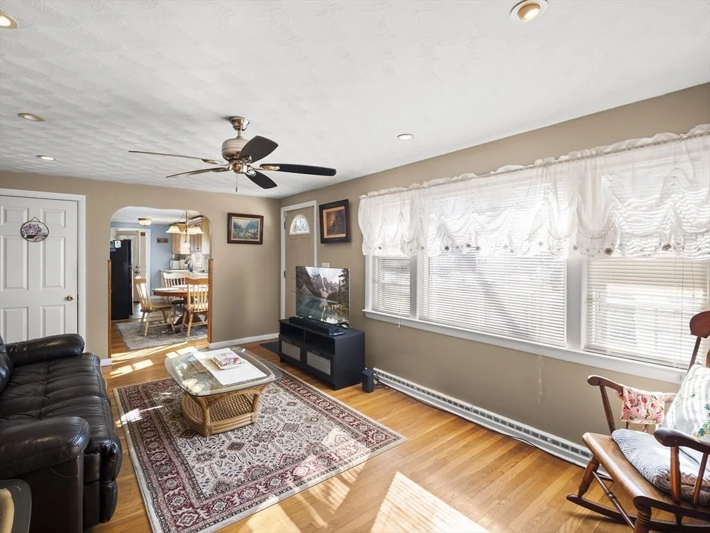 Photo of 30 Caleb St