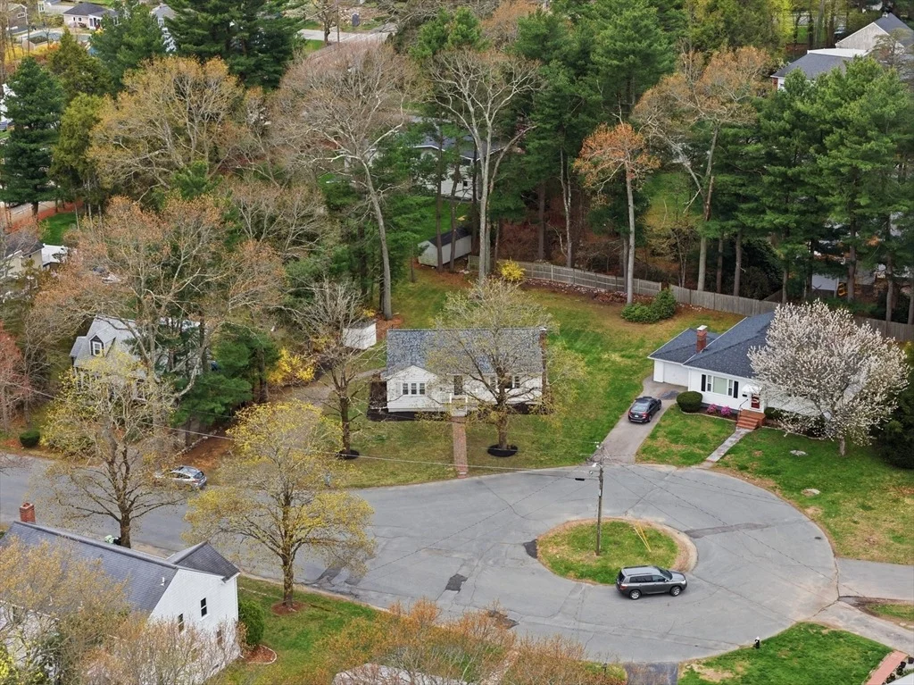 Photo of 22 Circle Dr