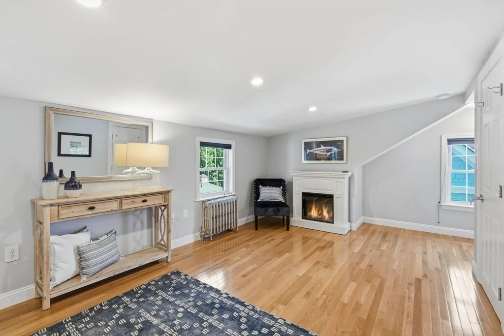 Photo of 1 Elm Ave