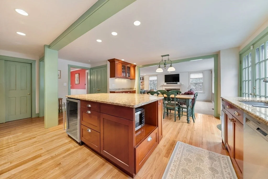 Photo of 74 Chestnut St
