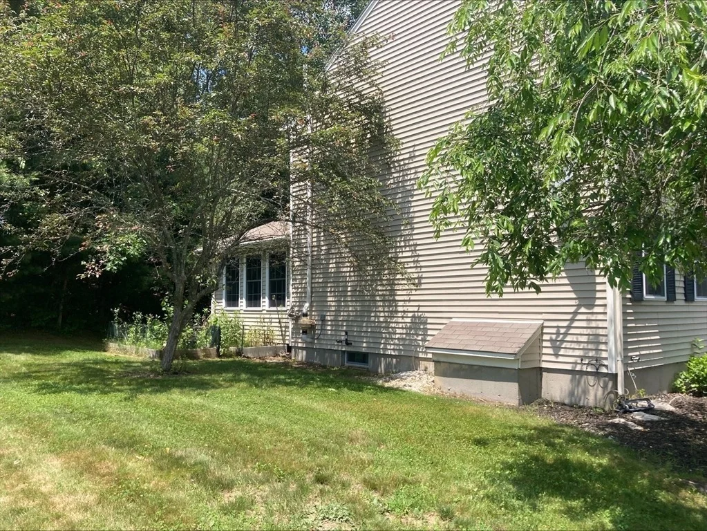 Photo of 337 Mason Rd Ext