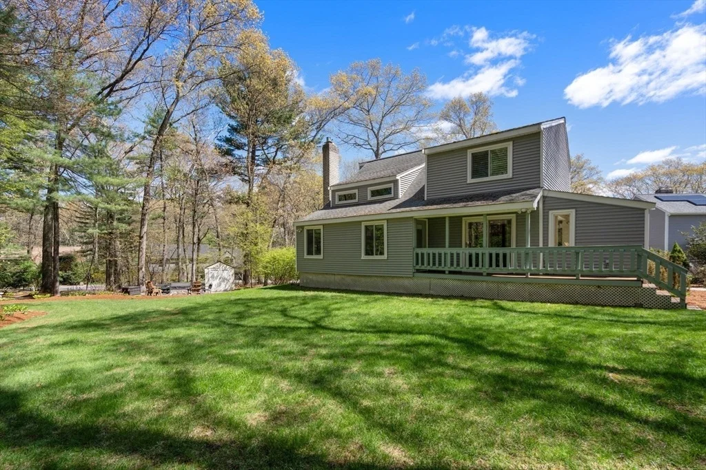 Photo of 32 Sherborne Cir