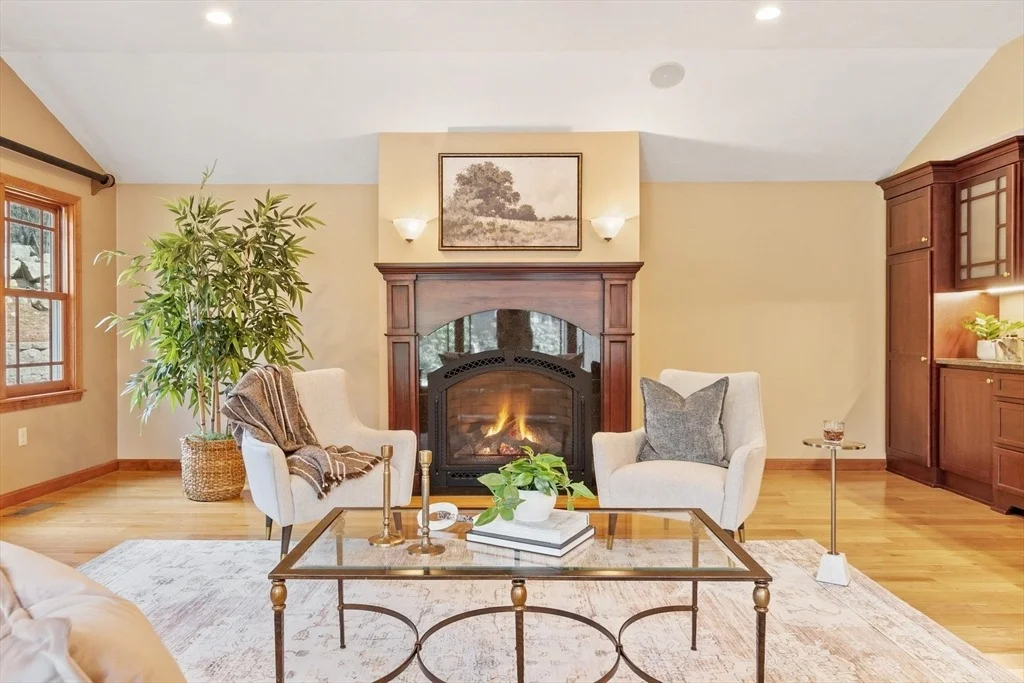 Photo of 16 Fox Hill Rd
