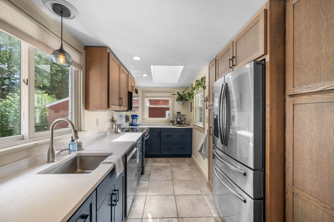 Photo of 32 Crescent Ave