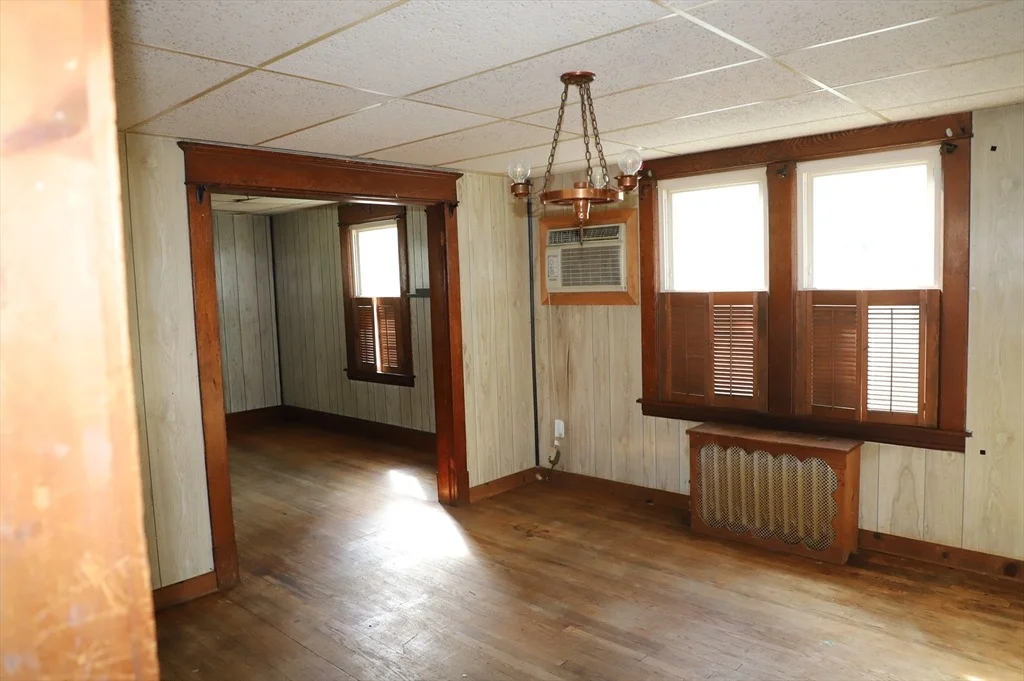 Photo of 129 Mooreland St.