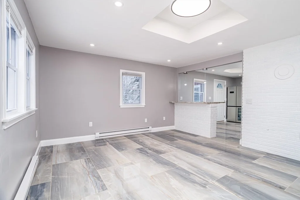 Photo of 1020 Richardson Road