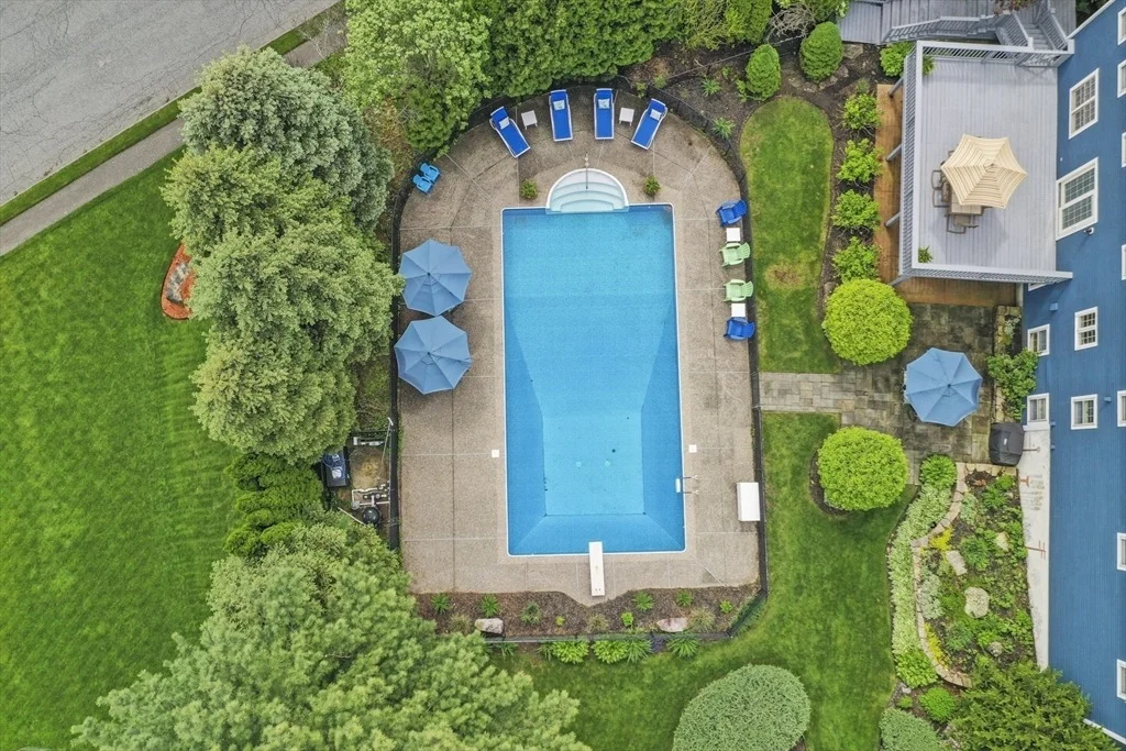 Photo of 19 Wachusett Circle