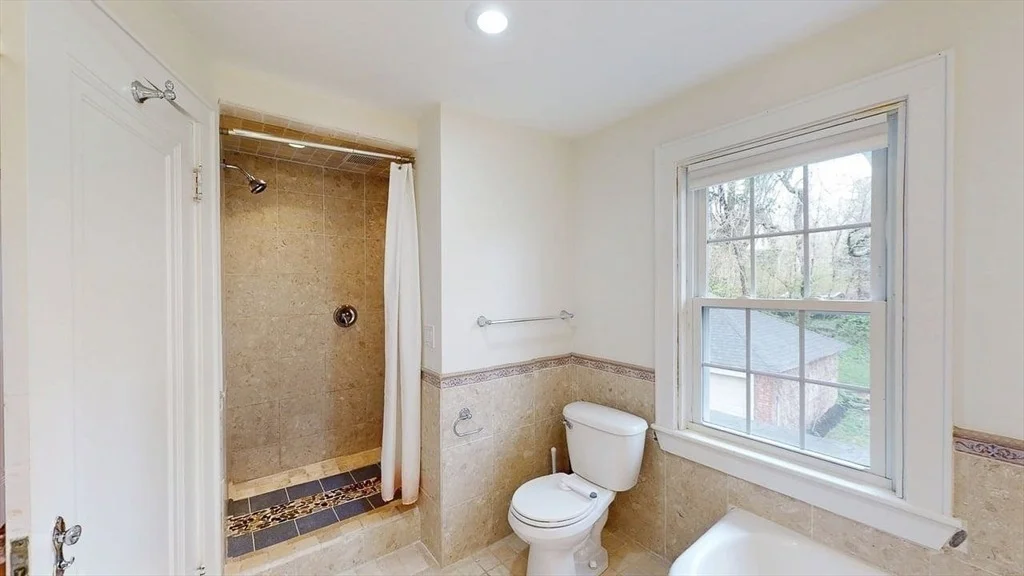 Photo of 22 Longfellow Rd