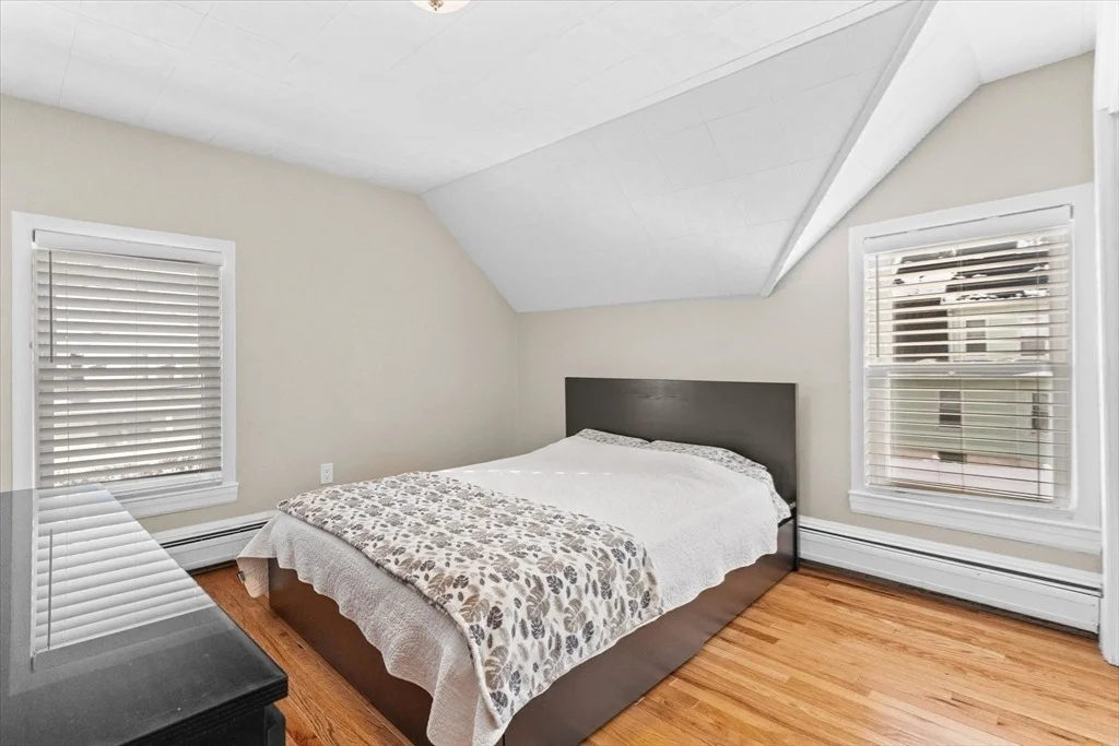 Photo of 39 Perley St